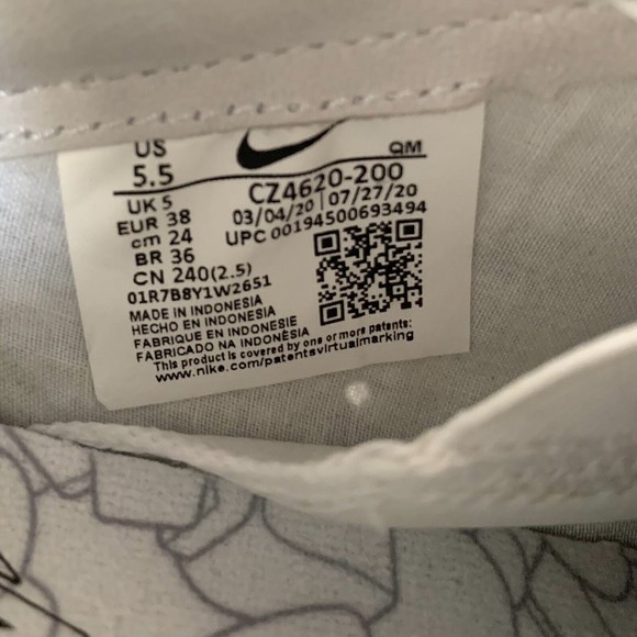 Nike SB Blazer Low Medicom Toy Bearbrick CZ4620-200 Men’s Size 5.5 - Picture 7 of 10